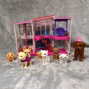 Barbie Pet‎ Dreamhouse 2 Sided Playset With Extra Various Pups